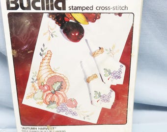Vintage  Napkin Set to Embroider, 8 Printed Cross Stitch, 1990 Bucilla