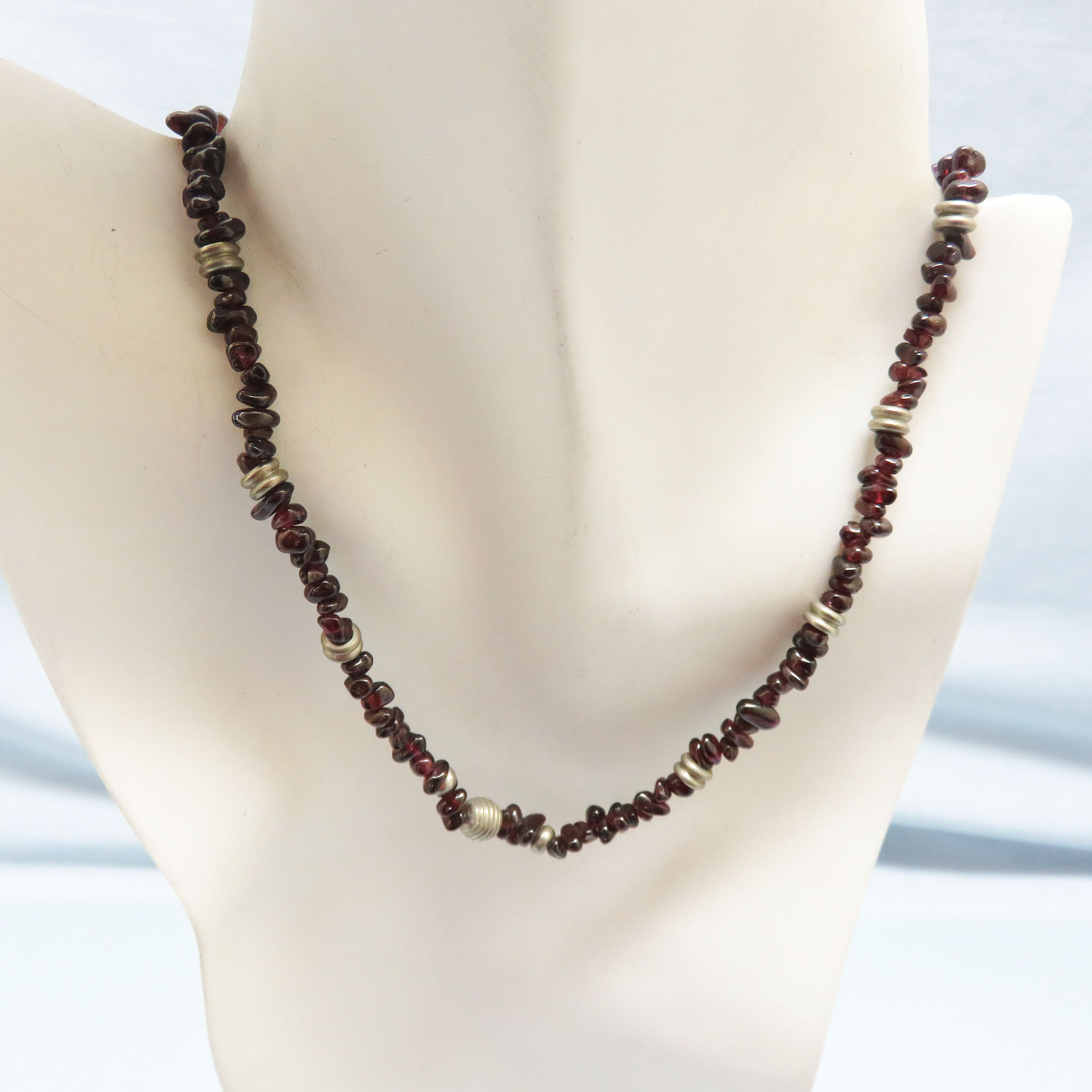 Collier En Perles De Grenat Dégressif Bordeaux - Naturelles, Acier Inoxydable, Neuf Avec étiquettes