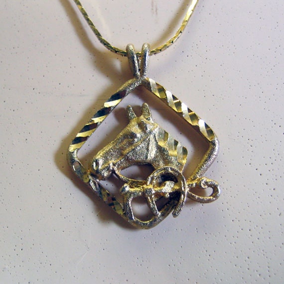 Vintage Golden Horse Head 18 inch Necklace