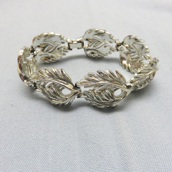 公式の店舗 Vintage LISNER Wide Silvery Leaf Link Bracelet, 7.5 Inches アクセサリー