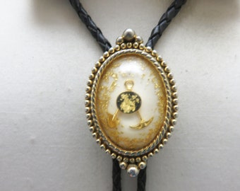Very Cool Vintage Resin and Gold Flake Bolo Tie