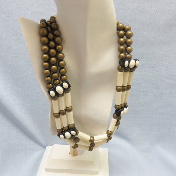 1980s African Design Plastic Bead Necklace, Gorge… - image 4