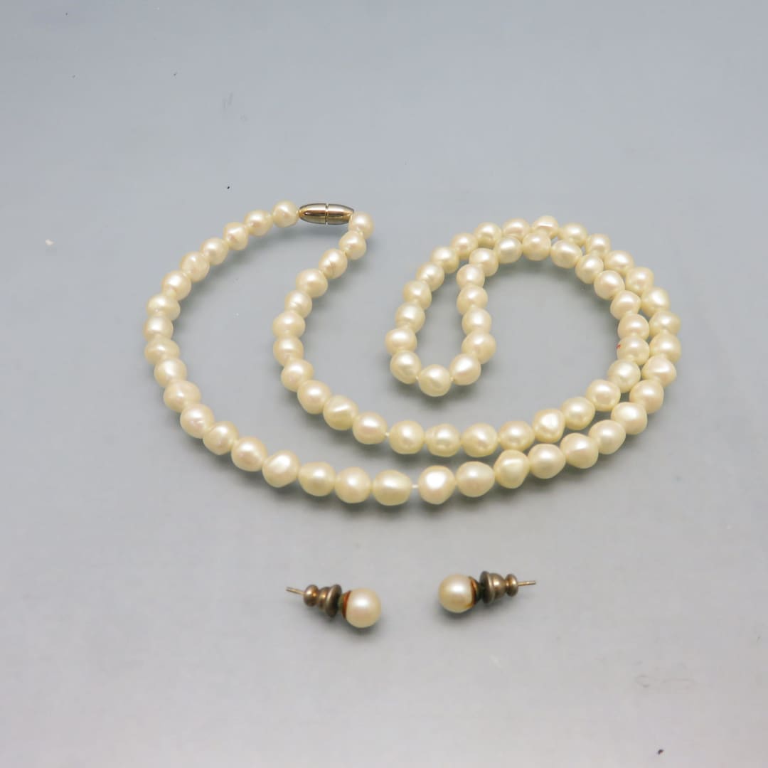 Vintage Creamy White Faux Pearl Necklace and Earrings Set