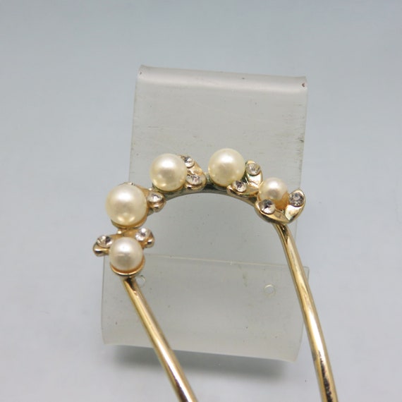 Vintage Faux Pearl Topped Goldtone Metal Hair Fork - image 2