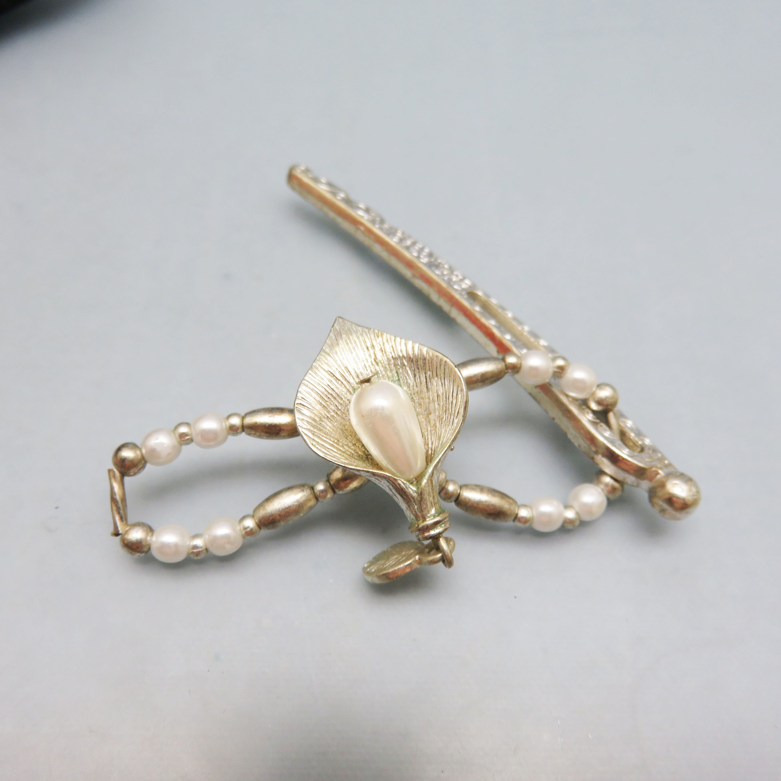 Vintage Calla Lilly Barrette Calla Lily Barrette 1980 main image 3