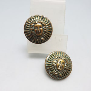 Set of 2 Metalized Plastic Medusa Buttons, Vintage Aged Goldtone Buttons, 1 1/4ths Inches