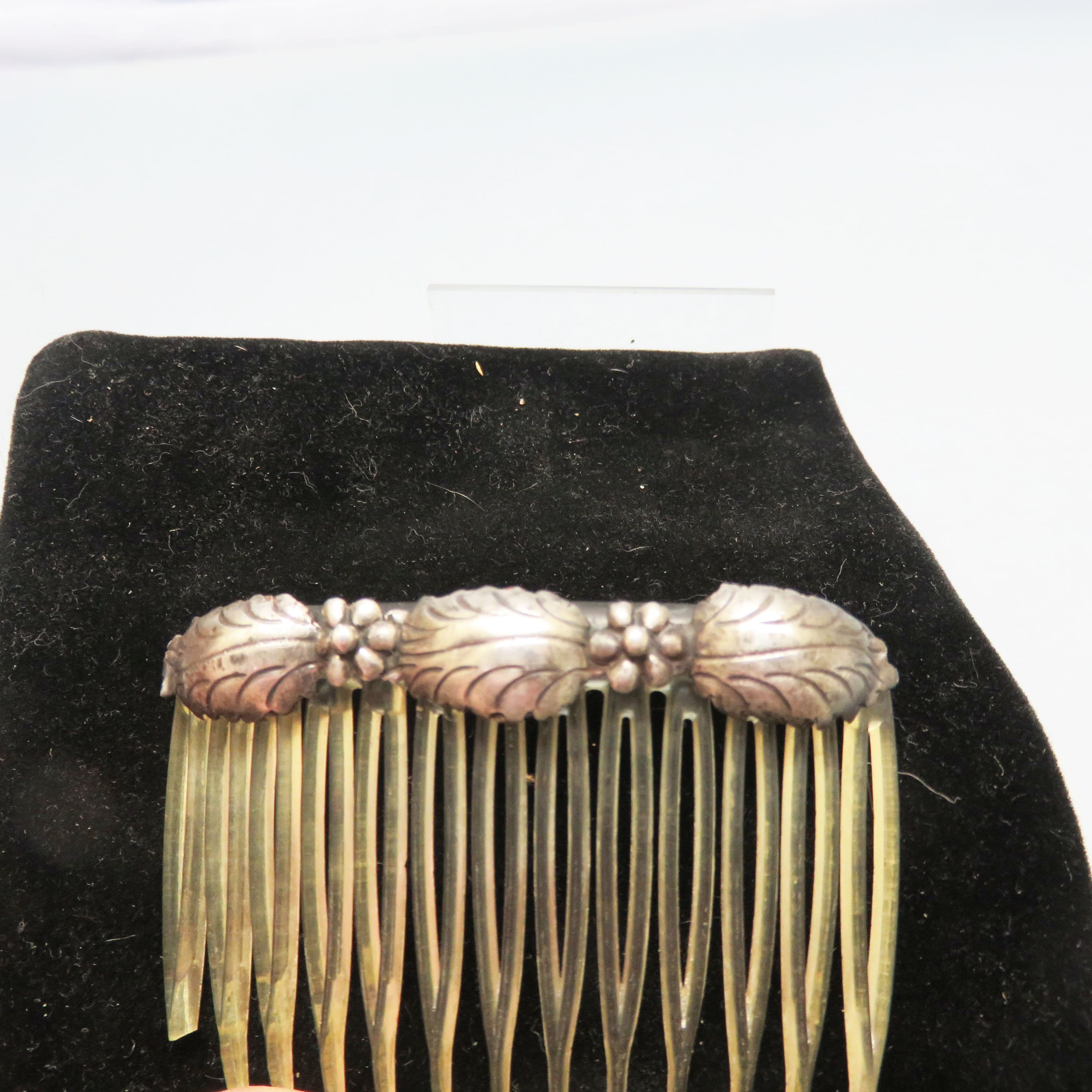 Beautiful, Vintage Native American made sterling silver hair combs ??? Wonderful Vintage Native American Navajo Turquoise Sterling  main image 3