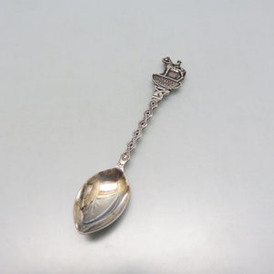 Nickel Silver Canadian Mounties Souvenir Spoon, Winnipeg