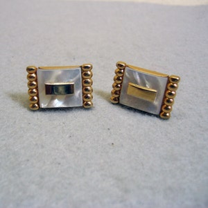 Vintage Traditional Anson Mother of Pearl Vintage Gold Plated Retro Cuff Links