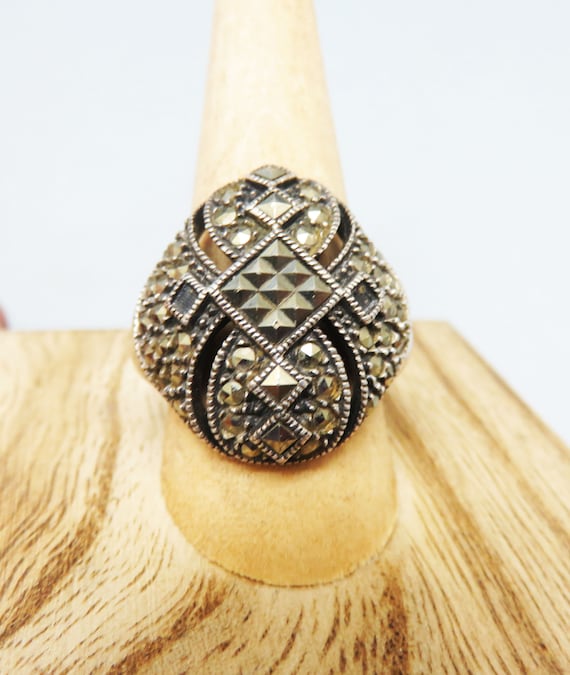 Vintage Big Beautiful Marcasite Sterling  Ring, Si