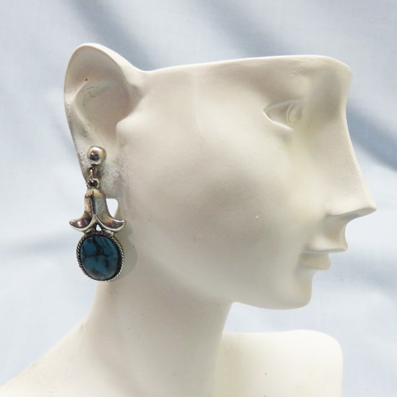 Turquoise Dangle Clip On Earrings, Silvertone Met… - image 7