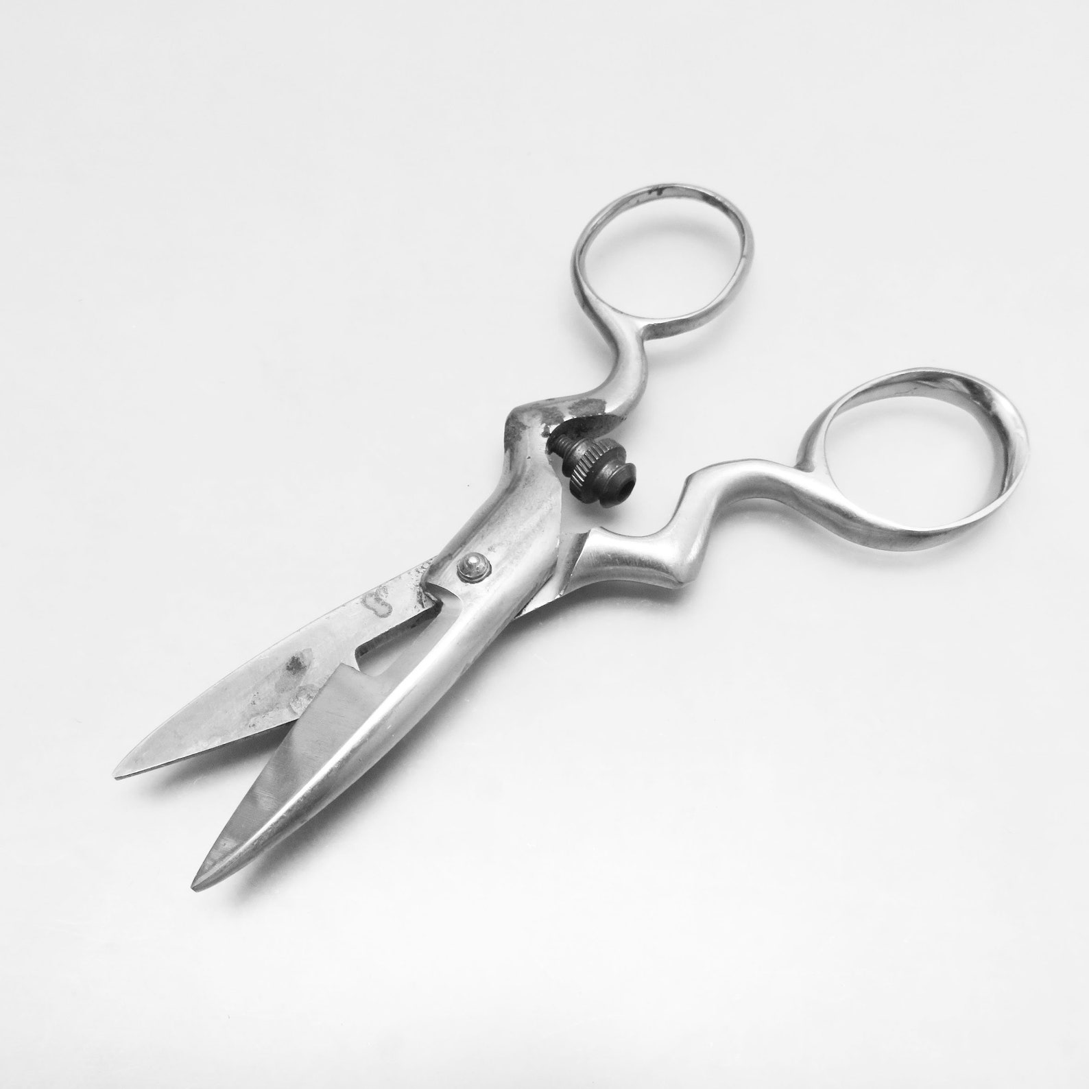 Vintage Button Hole Scissors Perfect for the Dressmaker - Etsy