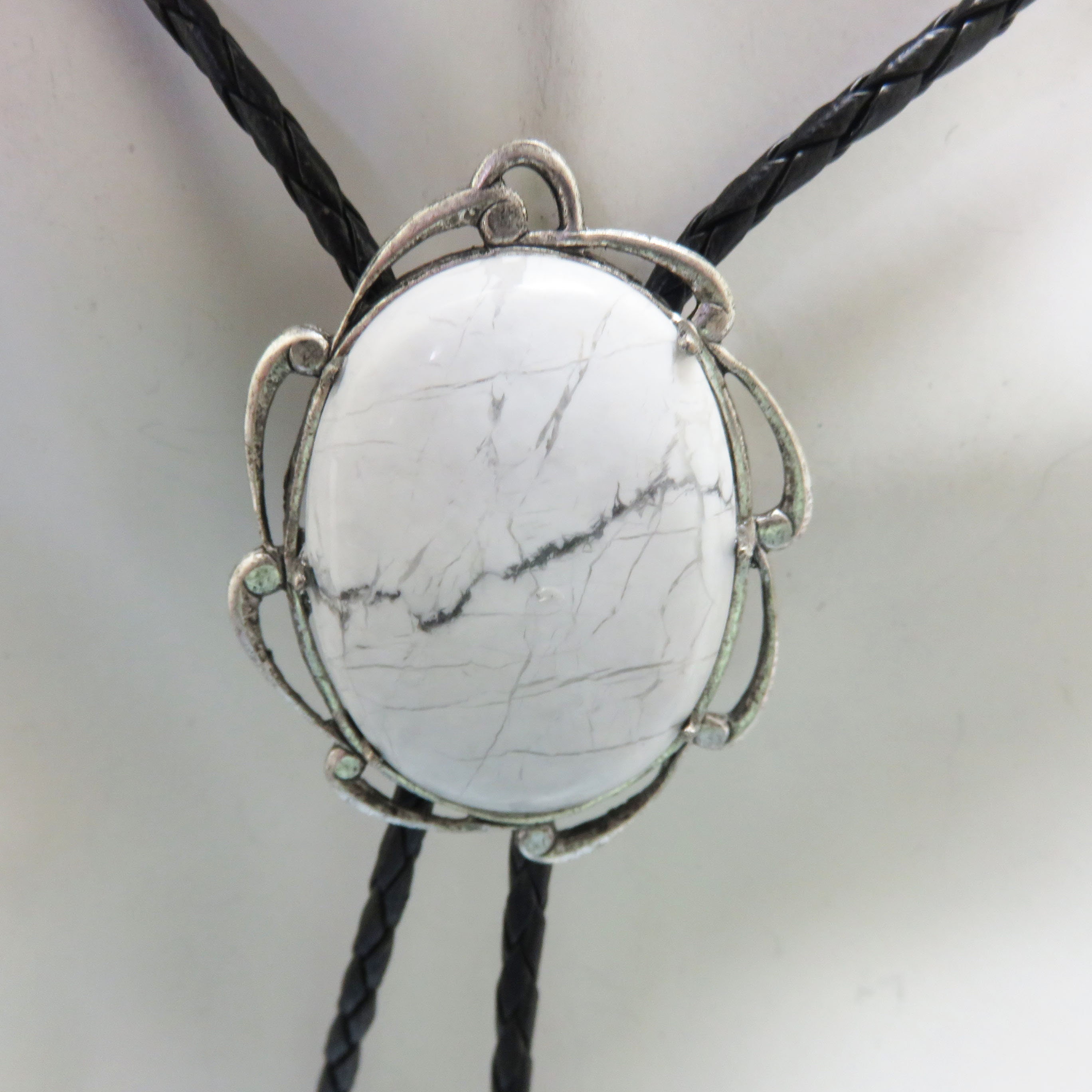 White buffalo deals turquoise bolo tie
