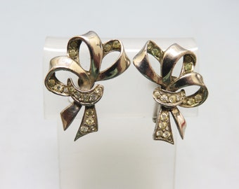 1940s  Sterling Rhinestone Ribbon Design Screw Back Earrings