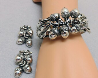 Big Bold Acorn Bracelet and Earring Set, Chromed Metal Acorn and Oak Leaf Clamper, Autumn Jewelry