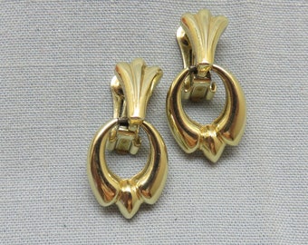 1980's Nicely Sized Goldtone Metal Door Knocker Clip On Earrings