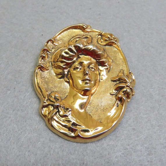 Gibson Girl Cameo Brooch , Victorian Inspired, Go… - image 2