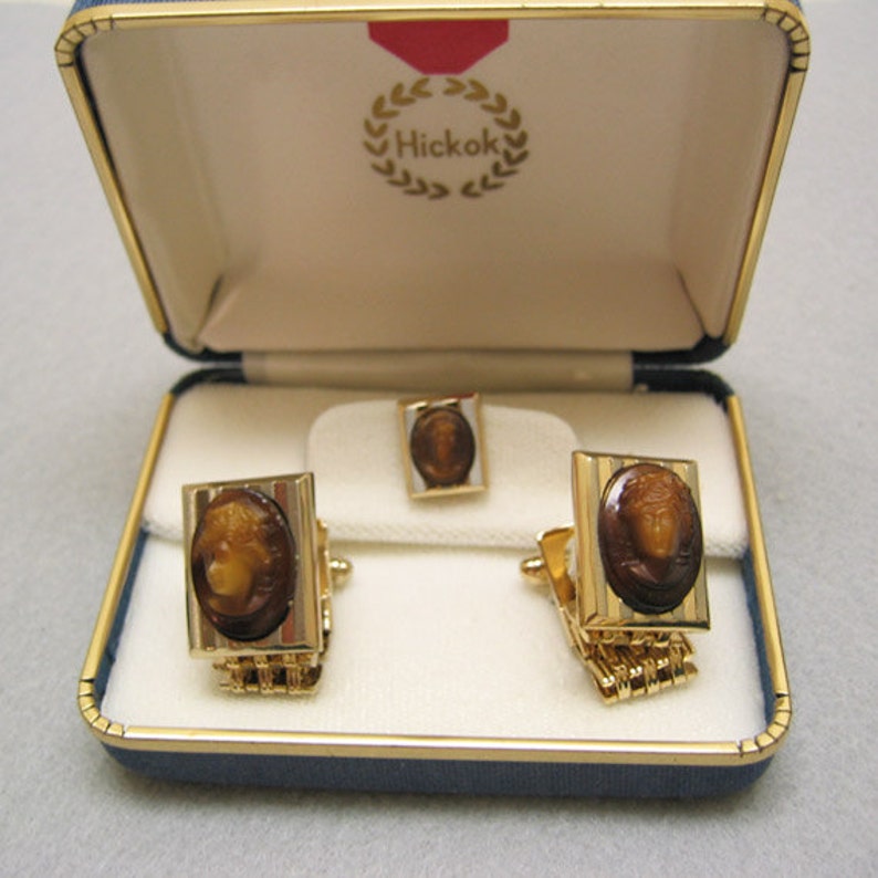 Wraparound Cameo Cufflink Set Mint in Box Hickok Vintage Etsy