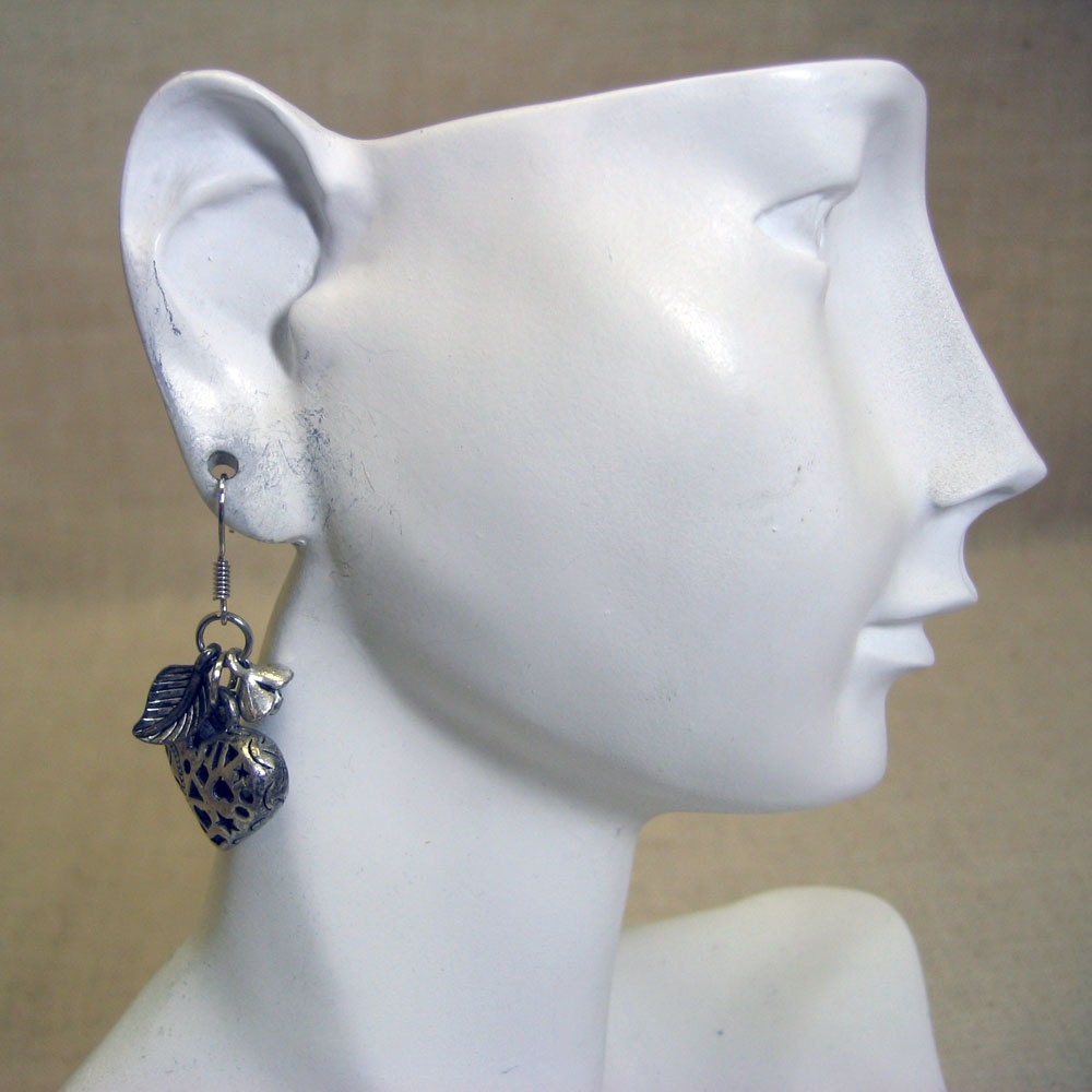 1980s Puffy Heart Charm Pewter Look Pierced Earrings - Etsy