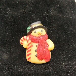Vintage Plastic Snowman Pin or Brooch, Holiday or Christmas Pin