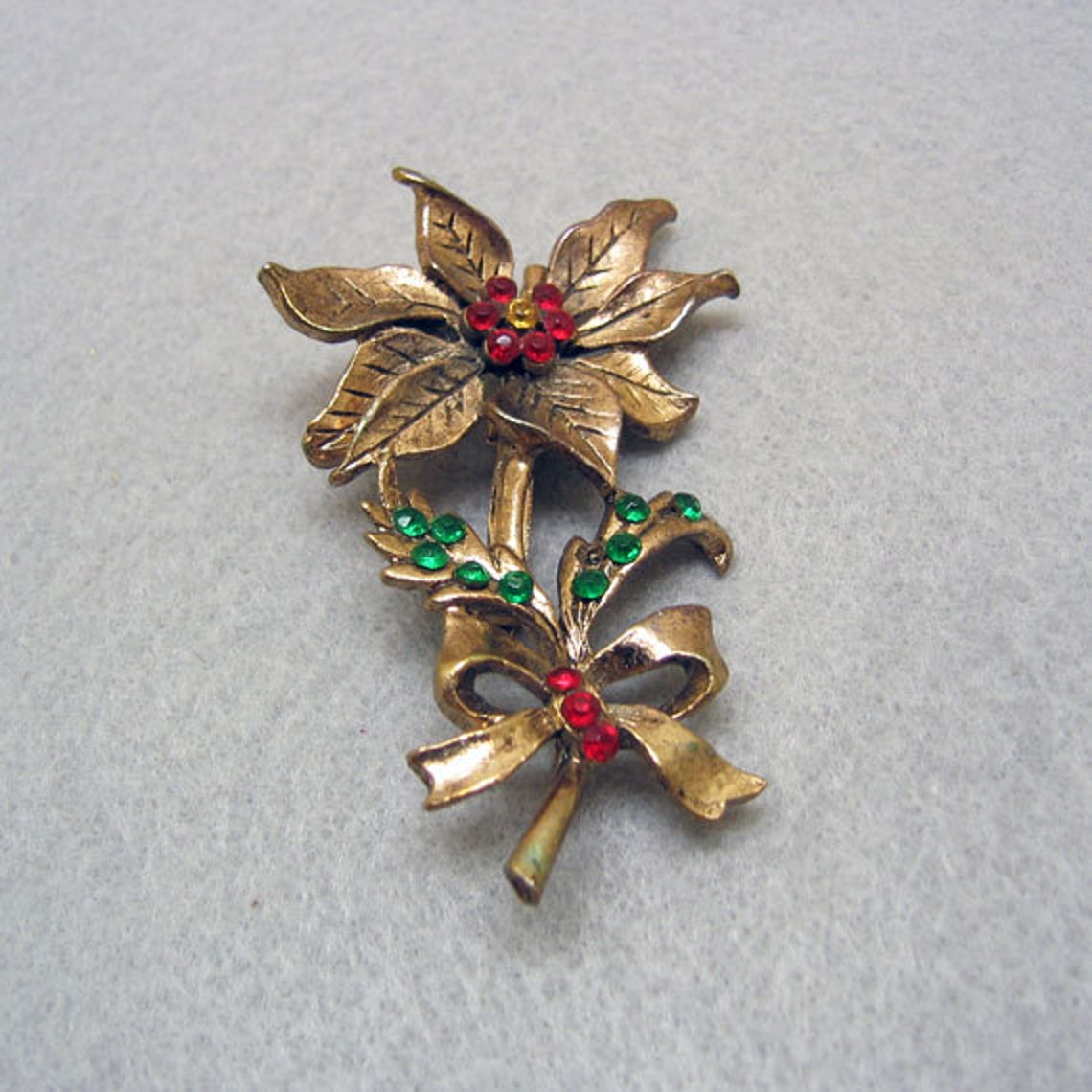 Vintage Beatrix Poinsettia Christmas Brooch - Etsy