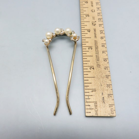 Vintage Faux Pearl Topped Goldtone Metal Hair Fork - image 3
