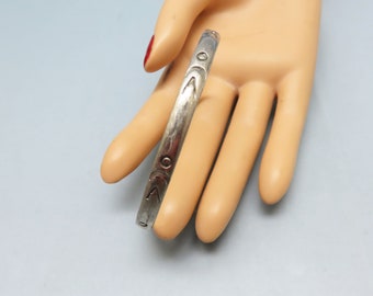 Vintage STERLING Stamped Design Bangle Bracelet, Layering Bracelet
