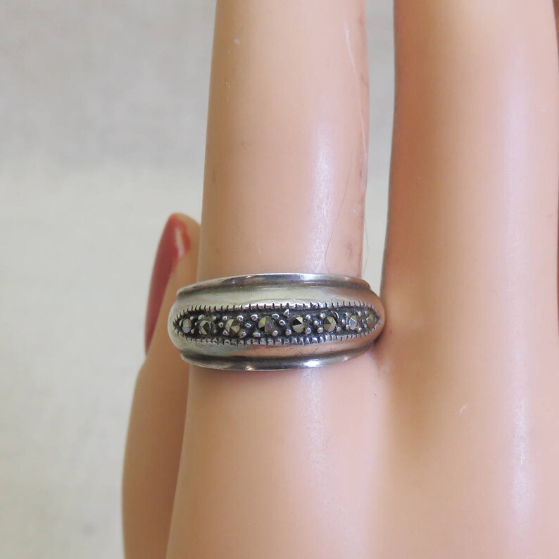 Size 8 Vintage Domed Marcasite Sterling Band Ring