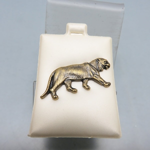 Mountain Lion, Puma, Cougar Tack Pin, Vintage Tie Tack,  Lapel or Hat Pin, MINT