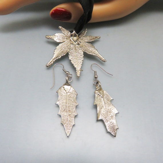 Vintage Sterling Electroplated Leaf Necklace and … - image 1