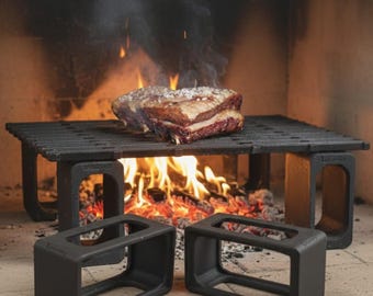 Geëmailleerde gietijzeren BBQ-blokken – Steunen voor grills en bakplaten | Modulaire BBQ-accessoires voor open haarden en grills, meerdere kookniveaus