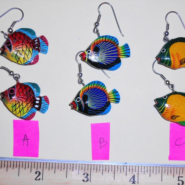 Fish vintage wood earrings From Bali. FREE SHIPPING. hand-crafted and hand-painted