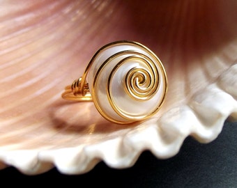 Ivory Freshwater Pearl Ring:  24K Gold Swirl Spiral Modern Bold Wire Wrapped Ring, Cream White Wedding Jewelry, Size 5