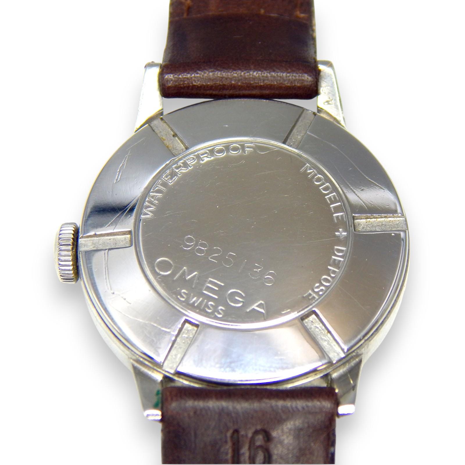 1940s Omega Non Magnetic Hand Wound Men's Watch | Stainless Steel