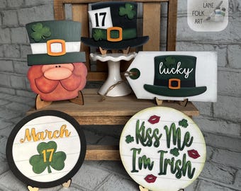 St Patrick’s Day mini wood signs, tiered tray decor, St Patrick's day shelf sitters, shamrock decorations, Irish gifts, leprechaun decor,