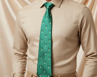 クリスマスネクタイ、ホリデーネクタイ、お祝いネクタイ、サンタネクタイ、トナカイ柄、男性へのギフト、男性へのクリスマスギフト、冬用ネクタイ、冬用アクセサリー