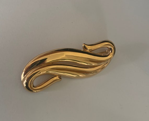 Monet Classic Gold Tone Brooch Bar Pin - image 9