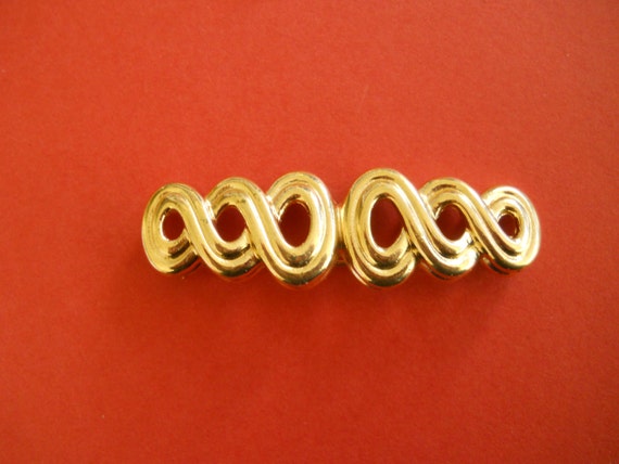 Loop d Loop d Loop Geometric Bar Pin - image 1