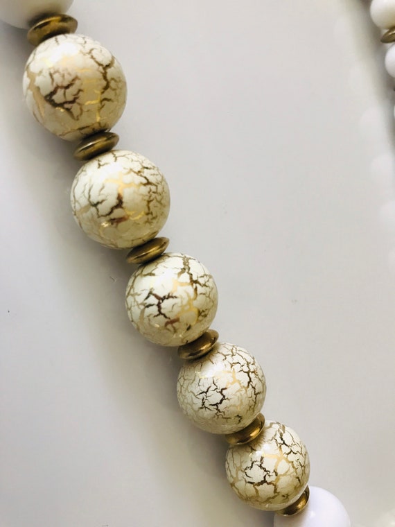 Japanese Gold Crackle and White Graduated Bead Ne… - image 3
