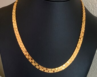 Vintage Beautiful Flat Gold Plated Textured Decorative 20 Inch 8mm Chain Necklace