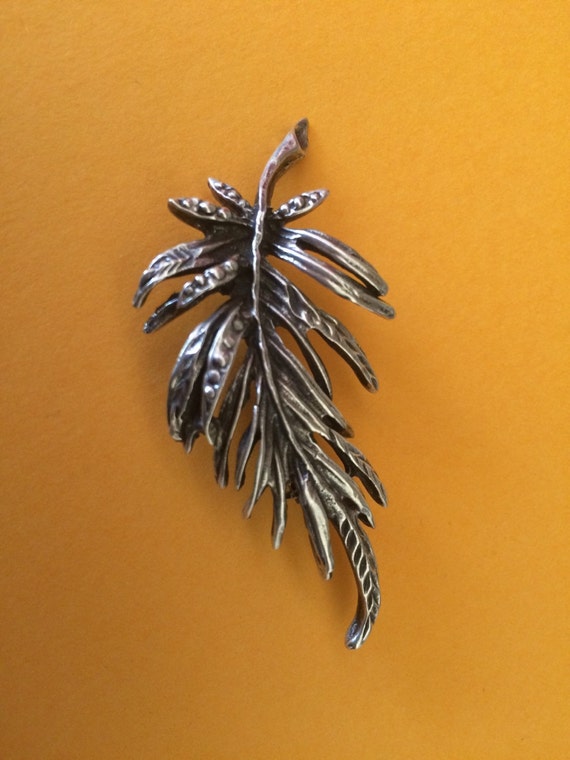 Vintage Sterling Silver Feather Leaf Brooch Signe… - image 4