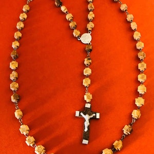 Terra Santa vintage Jerusalem Olive Wood Prayer Cross Bead Necklace with Holy Dirt