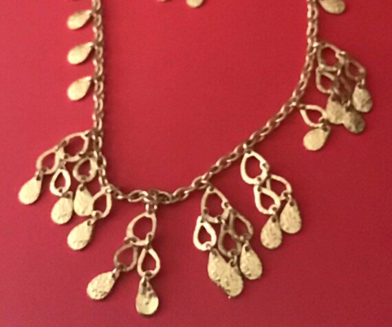 Triple Layered Gold Tone Swag Chain Necklace With… - image 4