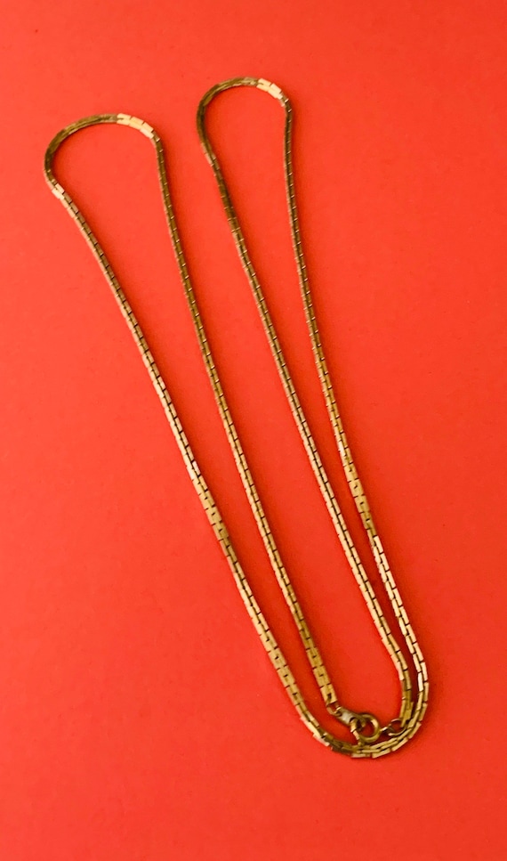 Versatile Vintage Gold Plated Rectangular Link Lo… - image 7