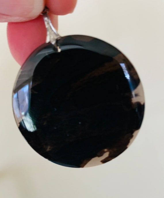 lovely polished agate chip bracelet 7 inches long