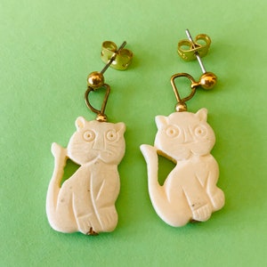 Cute Hand Carved Bone Cat Dangle Pierced Earrings