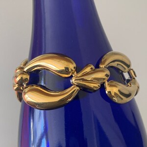 Classic Shiny Wide Shiny Gold Plated Decorative Link Bracelet