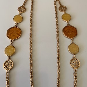 Taste of Honey 1970's Sarah Coventry Long Gold Tone necklace with glass like resin circles