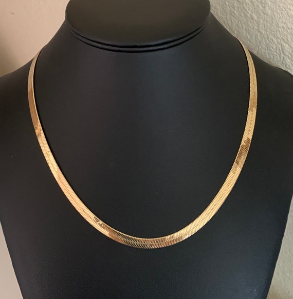 Beautiful 20 Inch 6mm Flat Herringbone Chain Necklace Gem