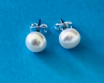 8mm White Cultured Genuine Pearl Stud Earrings